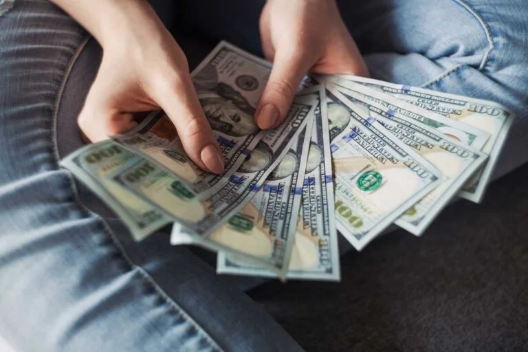 financial-freedom-quotes-blog-image