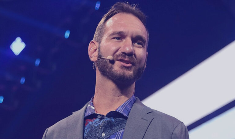 Top 25 Quotes by Nick Vujicic